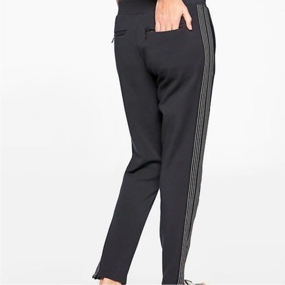 Athleta Commuter Sporty Track Pants size S - Picture 10 of 10